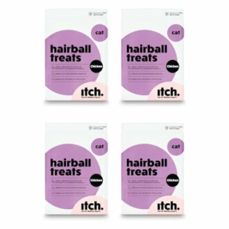 Four packs of Itch hairball treats for cats with chicken flavor.